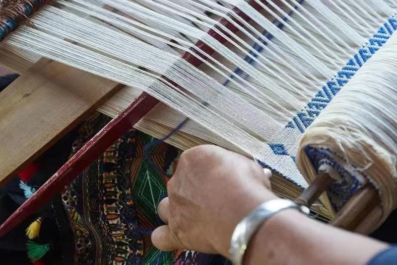 黎族傳統(tǒng)紡染織繡技藝。文化和旅游部非物質(zhì)文化遺產(chǎn)司供圖