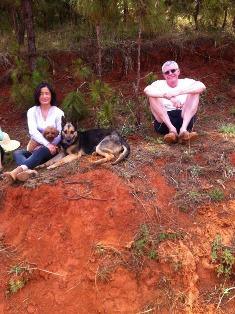 奈斯和妻子在云南東川打造了一個(gè)名叫“卡比杉”的農(nóng)場(chǎng)。