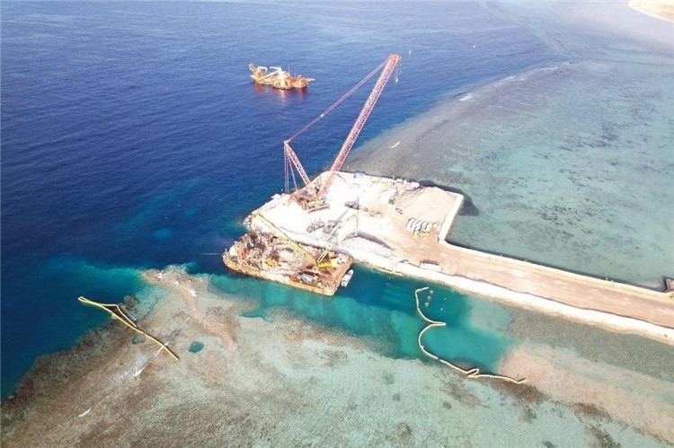 拉比格四期海水淡化項(xiàng)目取水口作業(yè)場(chǎng)景。項(xiàng)目方供圖