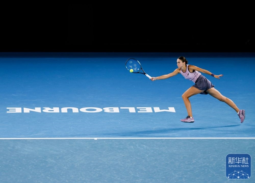 ↑托多尼在比賽中回球。新華社記者 馬平 攝