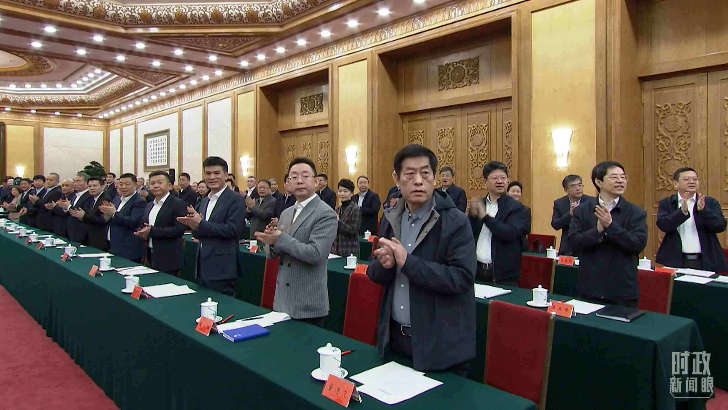 △2月17日，民營企業(yè)座談會現(xiàn)場。