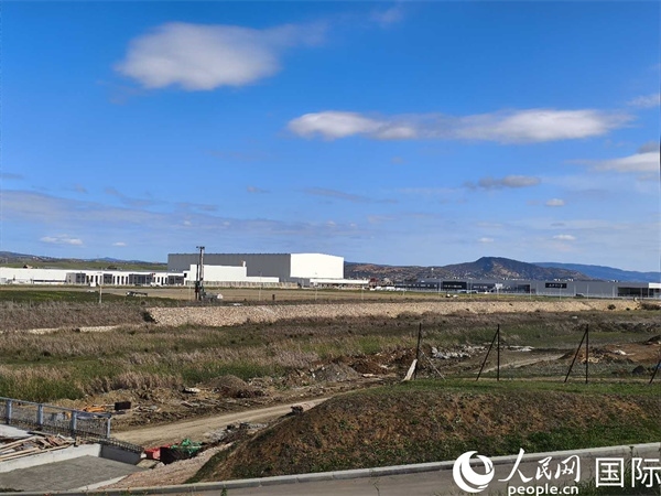 丹吉爾科技城遠眺。人民網(wǎng)記者 黃培昭攝