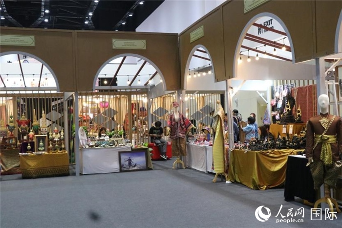 會議中心內(nèi)部展區(qū)。朱瀟逸攝