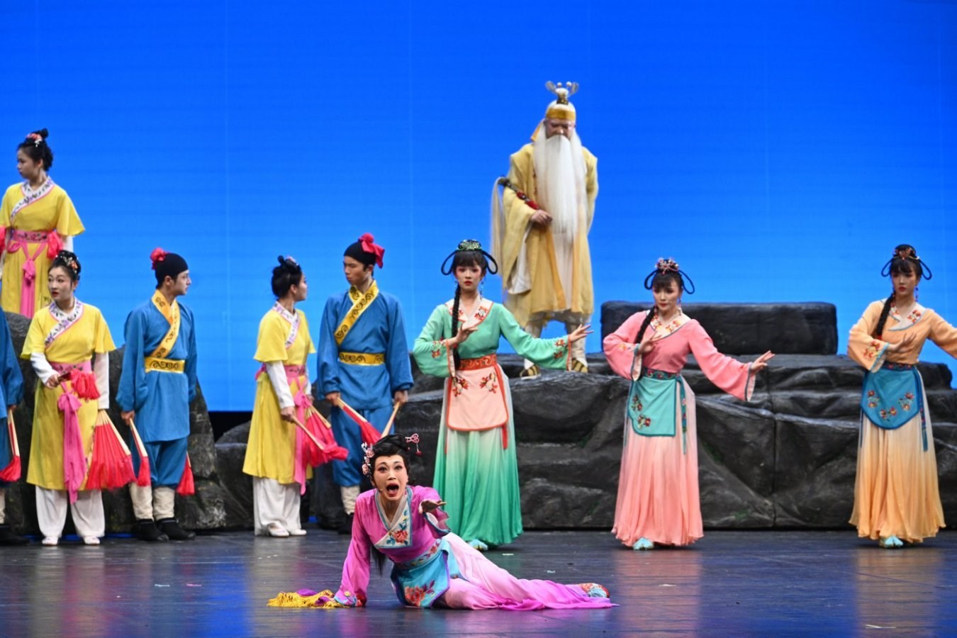 《七妹與蛇郎》演出劇照。國(guó)家大劇院供圖