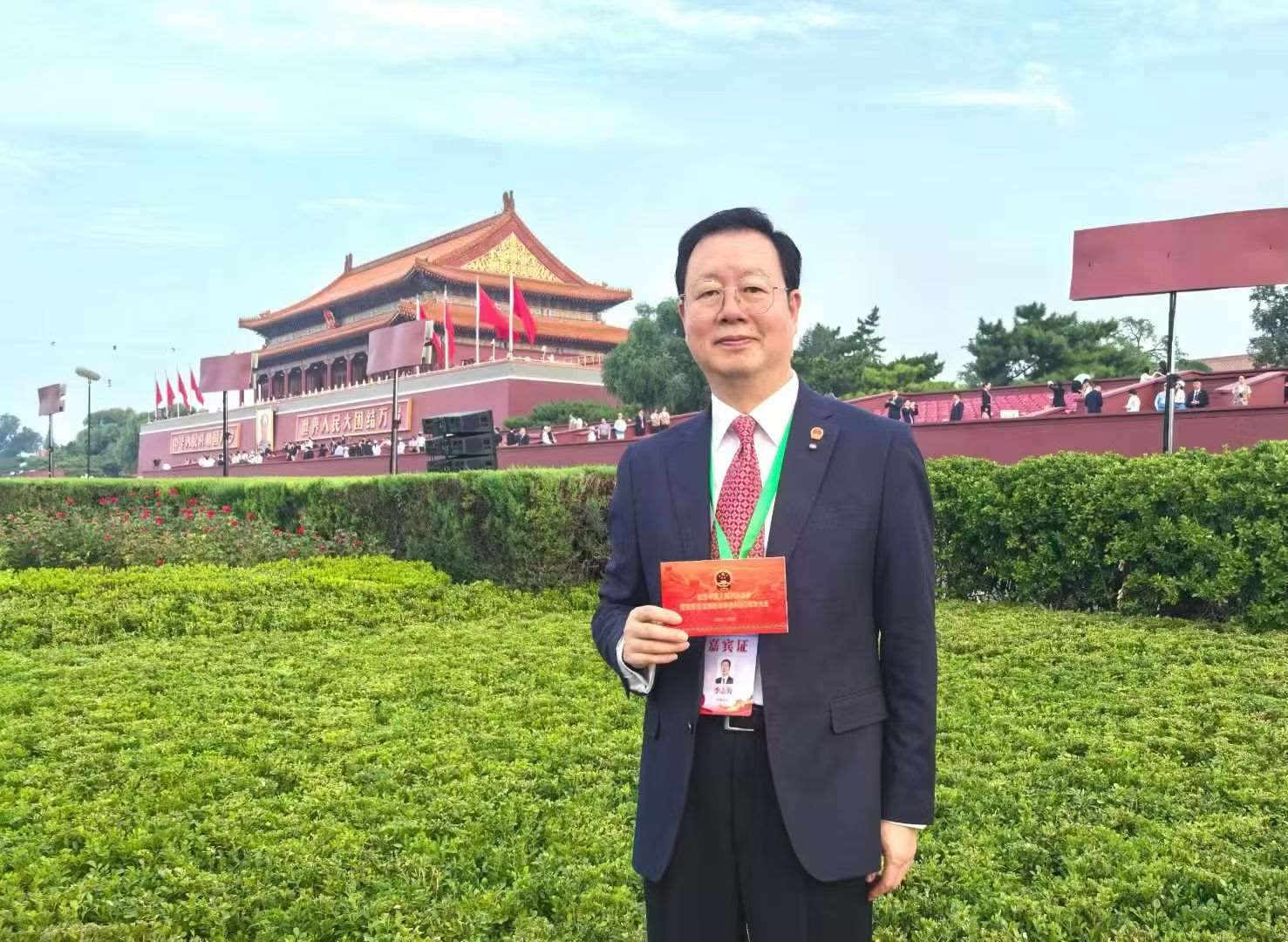 觀禮席上的嘉賓談“閱兵現(xiàn)場感”：不忘歷史，干好實事